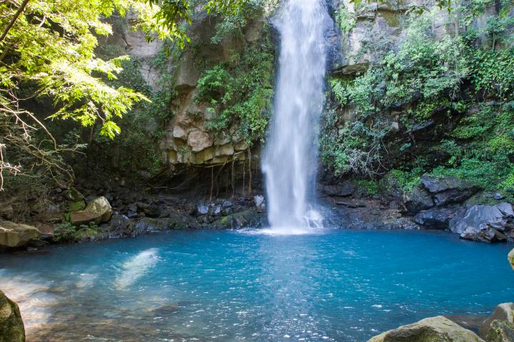 La Cangreja Waterfall
