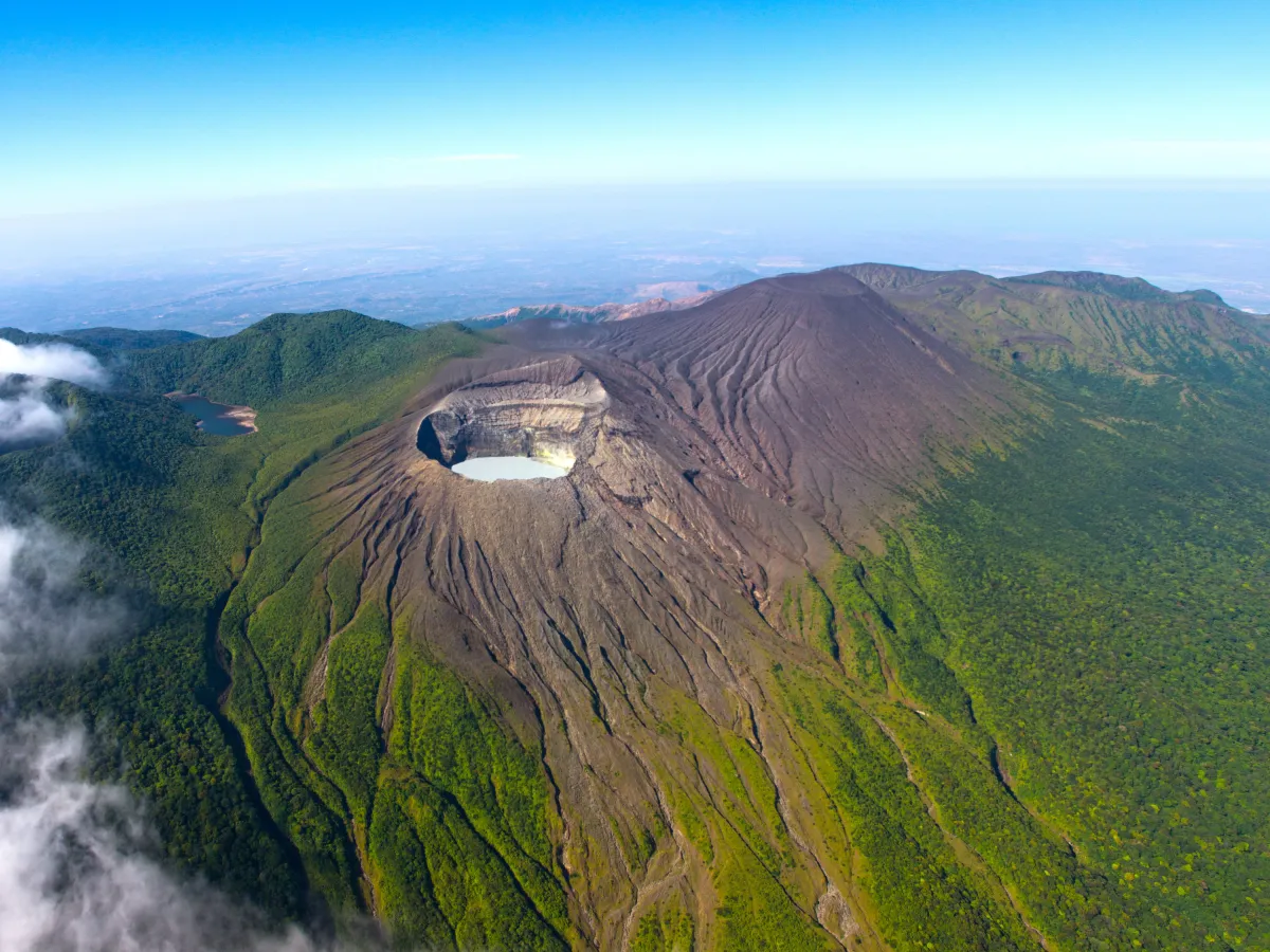 Pan_crater6 Pan_crater6