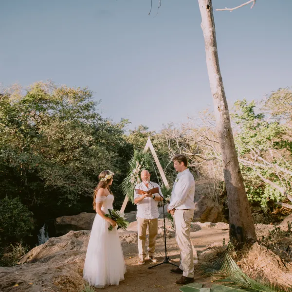 Reagan & Nathan get married at Hacienda Guachipelin