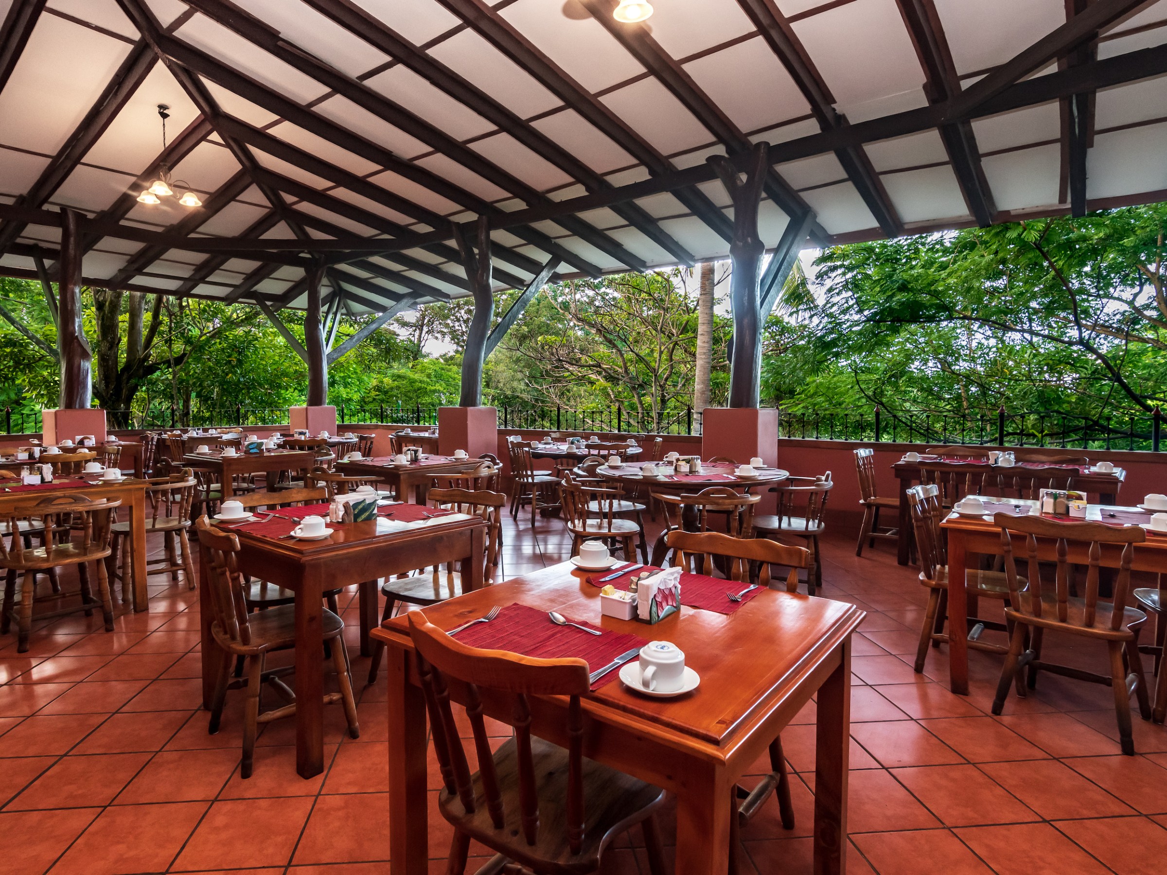 Outdoor restaurant area of Hotel Hacienda Guachpelin