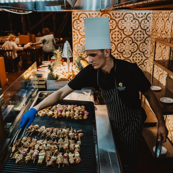 exploring-excellence-incentive-travel-adventures-hacienda-guachipelin