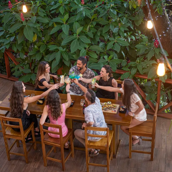 4-hacienda-guachipelin-getaway-packages