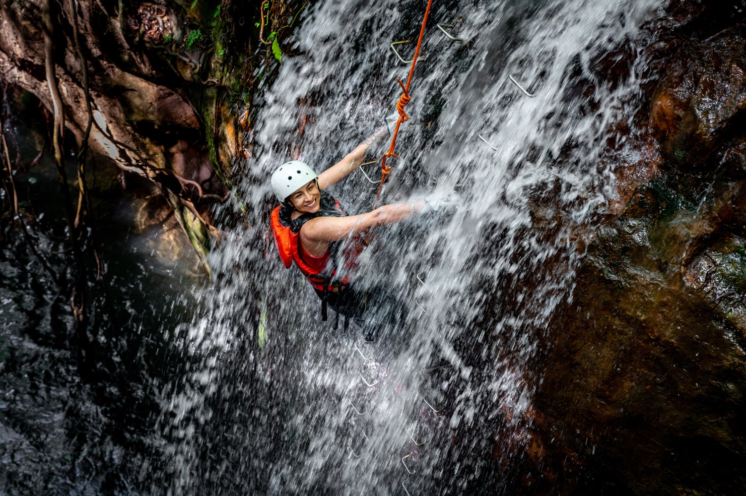 plan-your-2025-adventures-why-hacienda-guachipelin-should-be-on-your-bucket-list